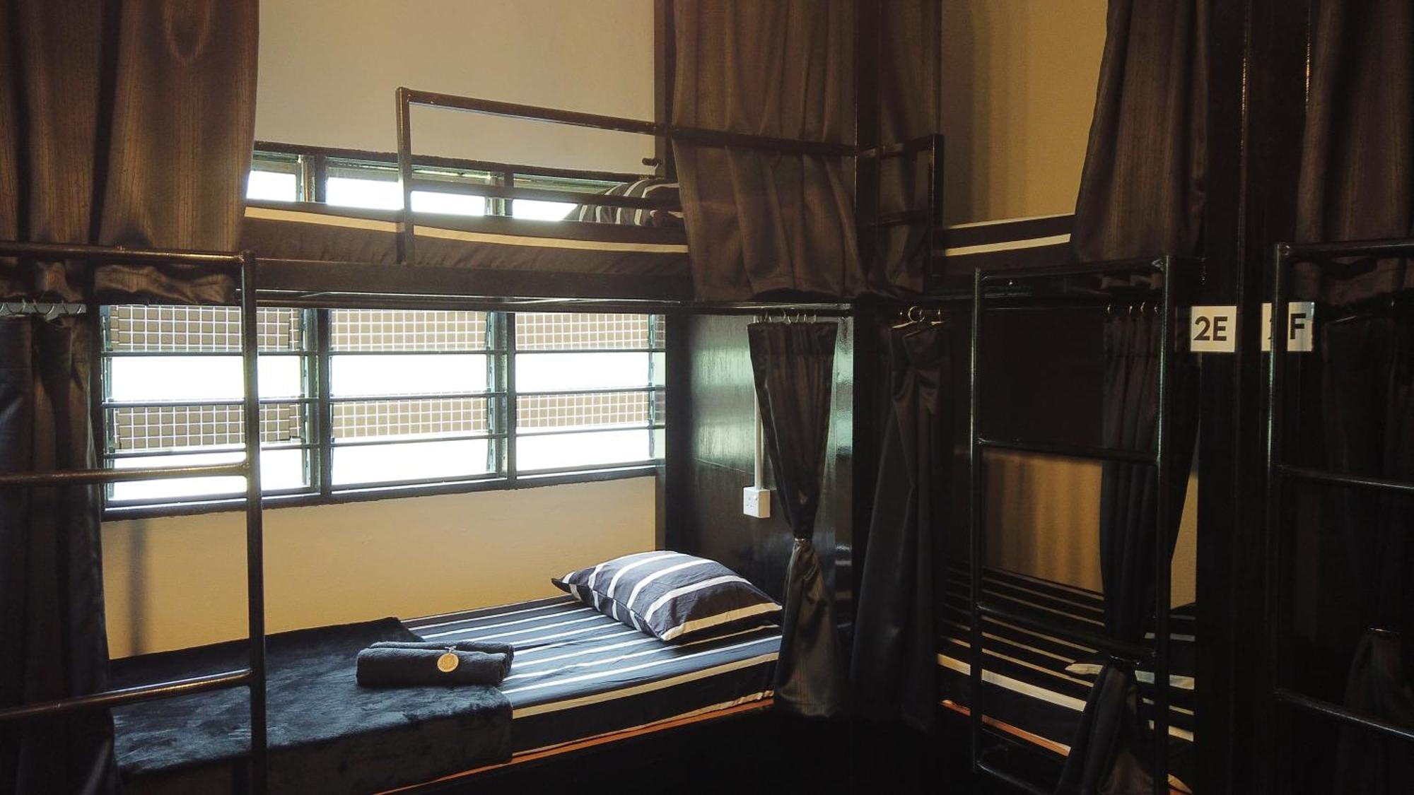 House Of Wolves Hostel Pantai Cenang  Esterno foto